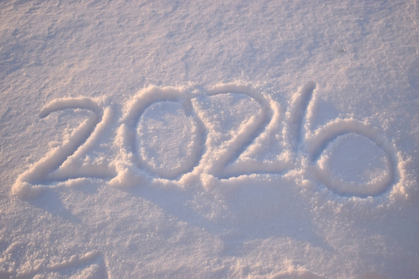 2026 in Schnee geschrieben
